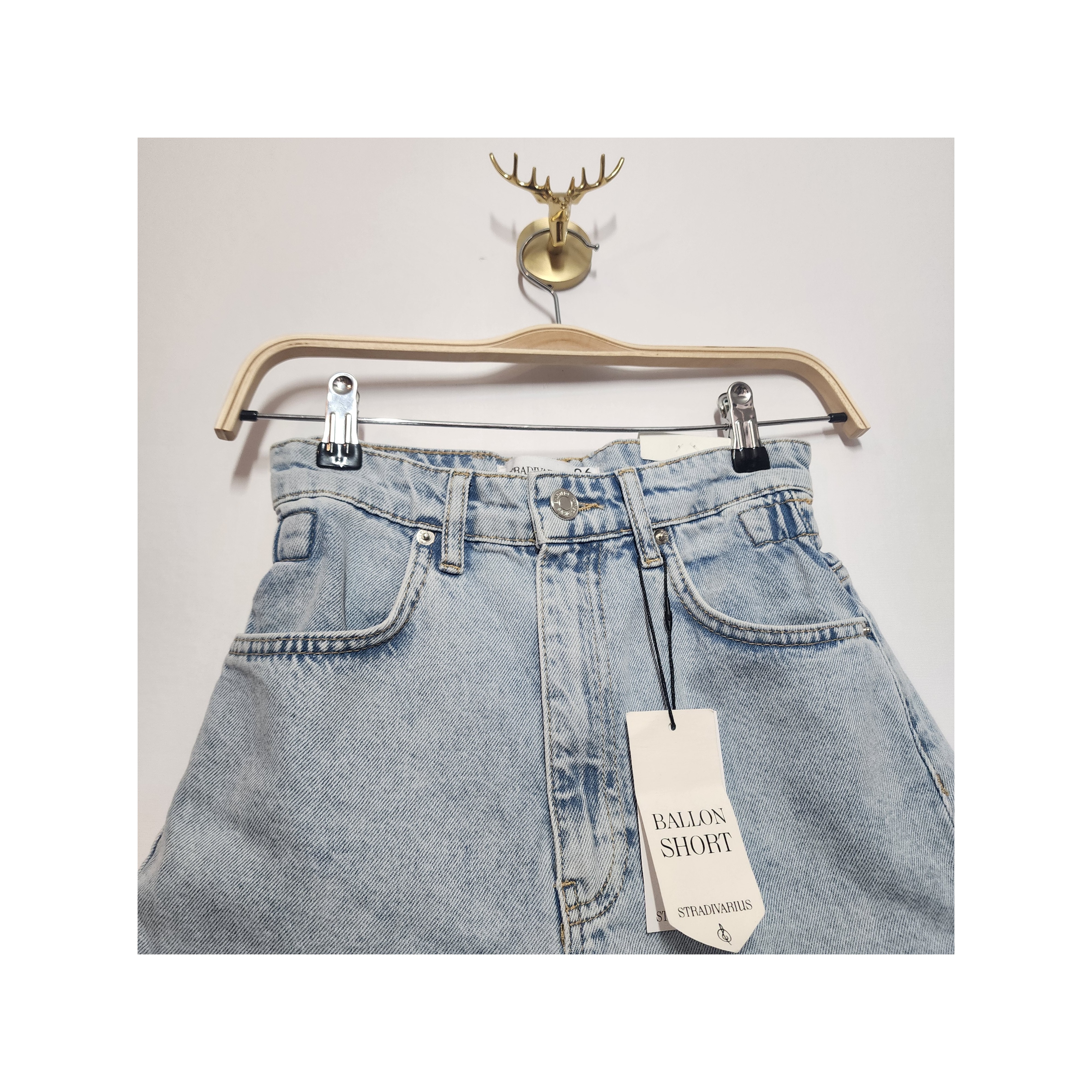 Falda short online stradivarius